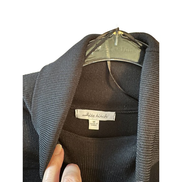 V281, NWOT, White Birch Women’s Black Turtleneck Sweater Size Medium w/Peephole - Picture 9 of 11